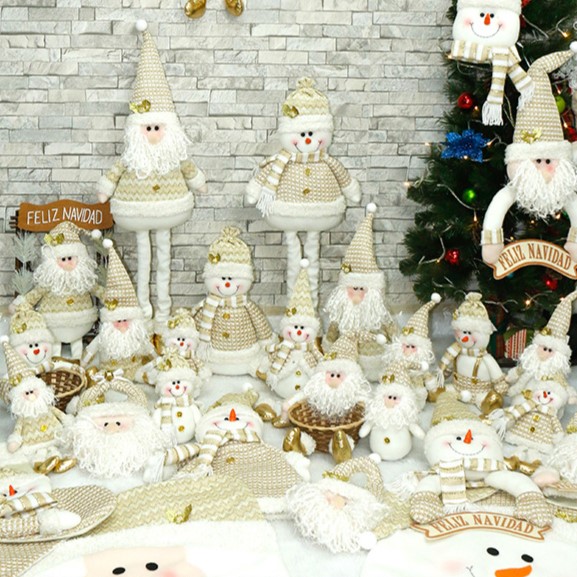 Decorazione natalizia bambola giocattolo Sonwman ripiena di peluche simpatico cartone animato