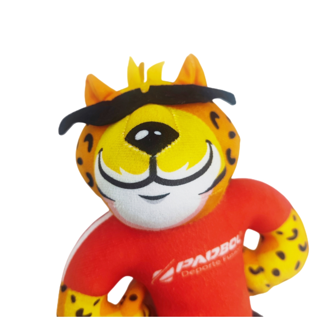 Figura del mundo del juego de f&uacute;tbol de leopardo, juguete de premio personalizado suave de felpa