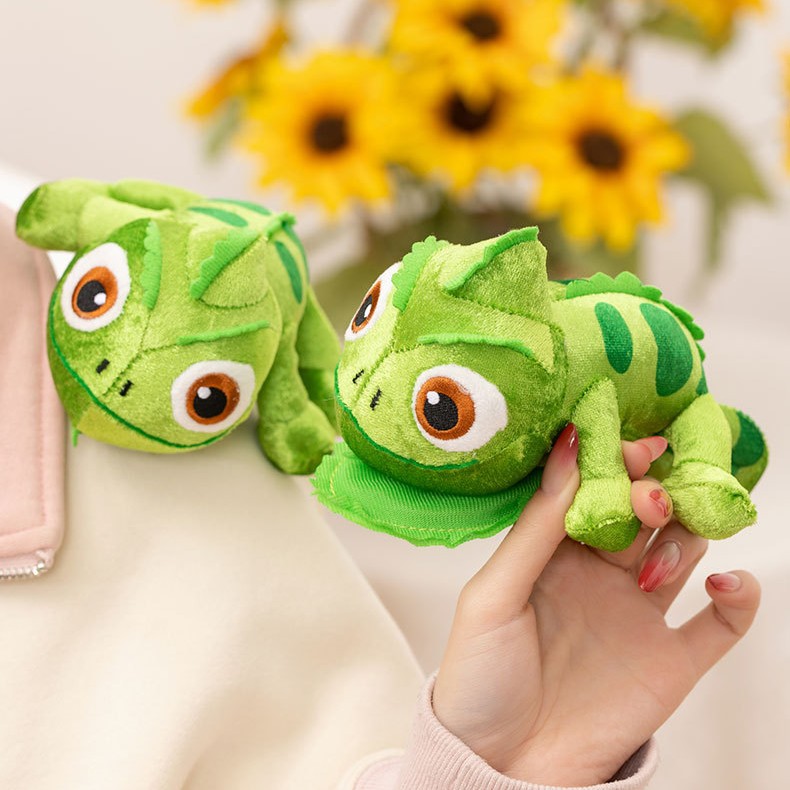 Vlastn&aacute; plyšov&aacute; hračka Chameleon s magnetom na rameno pre deti Interakt&iacute;vna hračka s vypchat&yacute;m zvieraťom